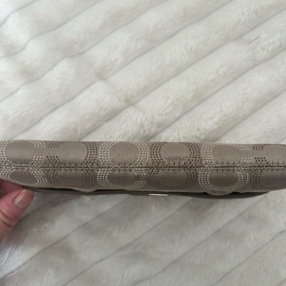 Coach Brown and Cream Women's Wallet - Picture 6 of 6